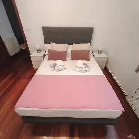 Monzubi Etxi Gernika-lumo Apartmán *